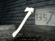 hacha de juguete en Resident Evil 7