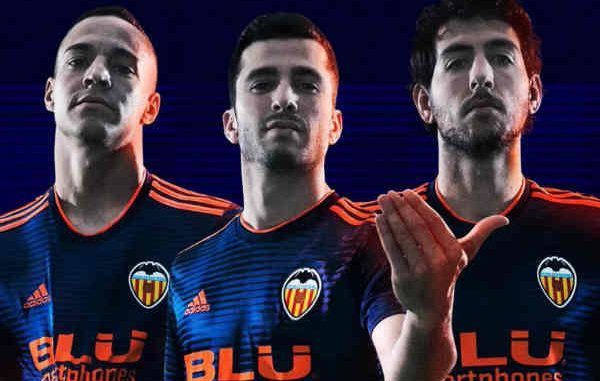 Kits Valencia Dream League Soccer 2019