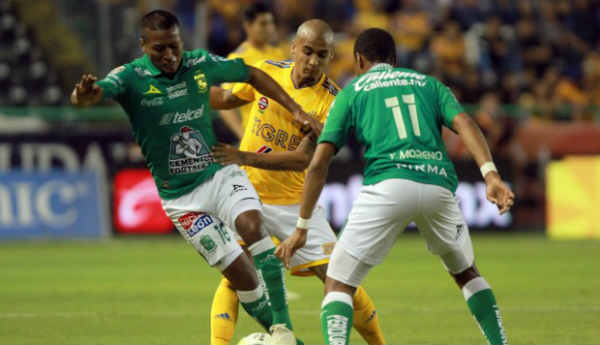 Kits-León-Dream-League-Soccer-2019