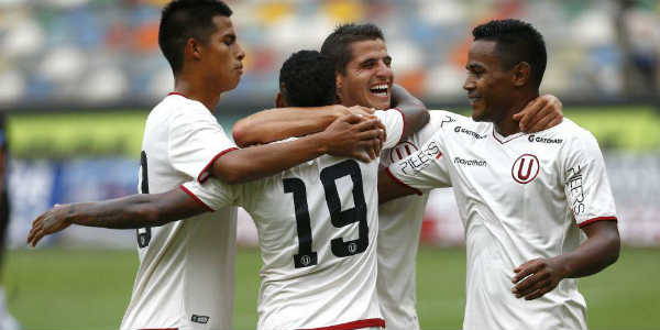 Kits Universitario Dream League Soccer 2019